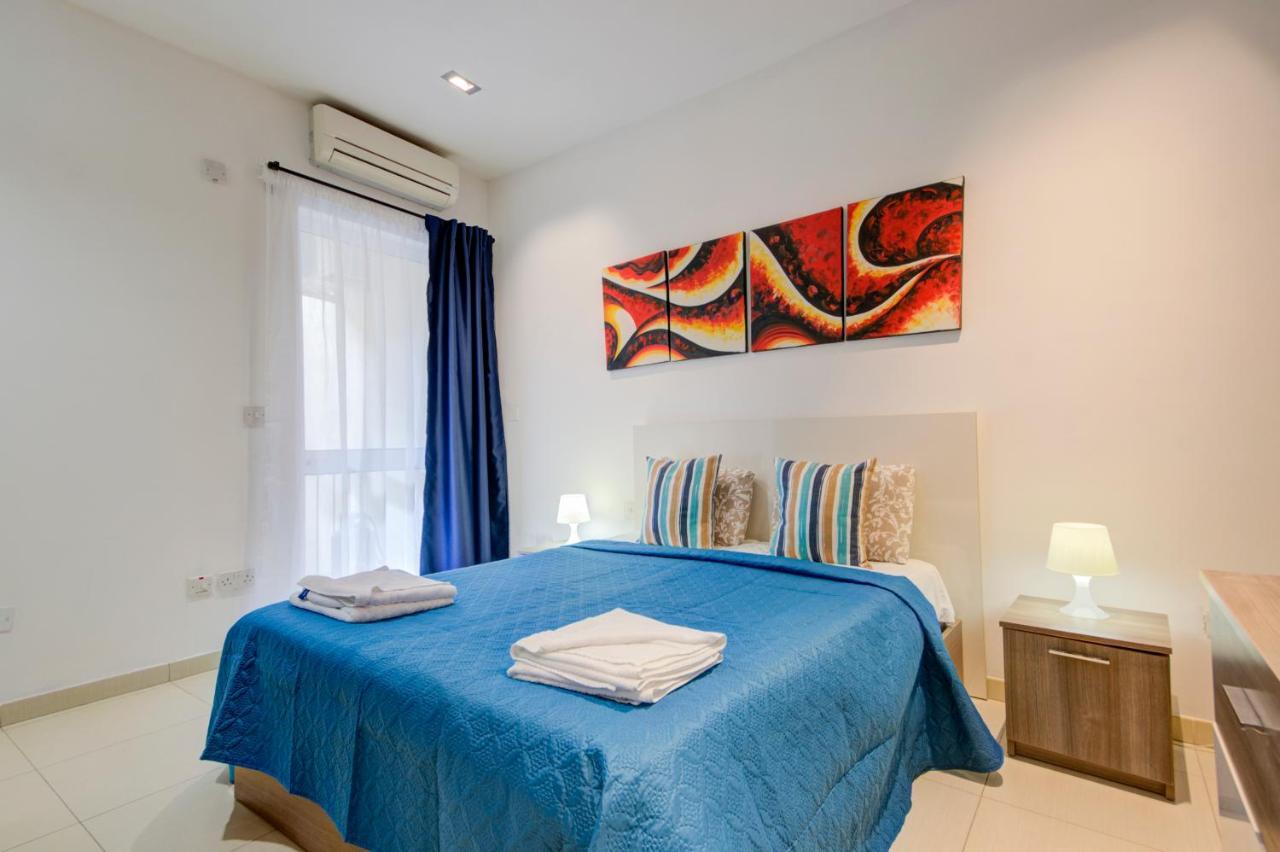 St Julians 2 Bedroom Apartment With Commanding Seaviews By Shortletsmalta St. Julian's Exteriör bild